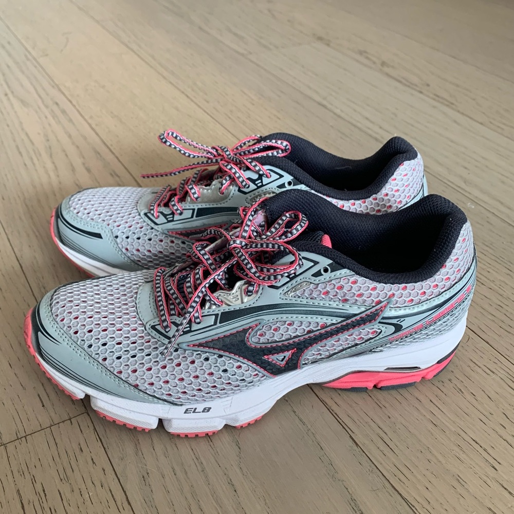 ASICS Women’s Running Shoe Size 8
